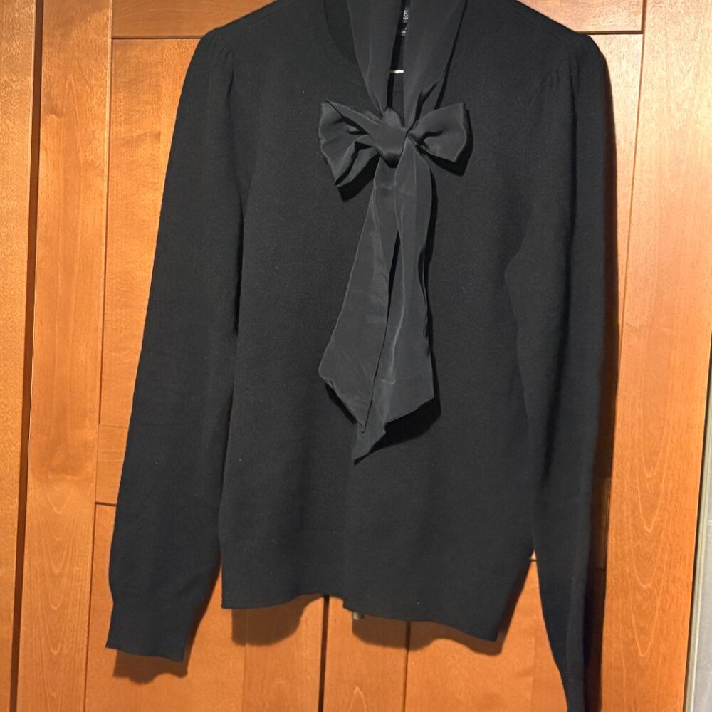 Ralph Lauren Woman Sz M Cashmere Sweater with Detachable tie Black $220 - Picture 3 of 5